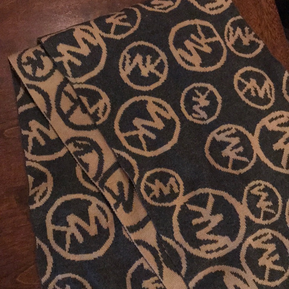 Michael Kors Scarf